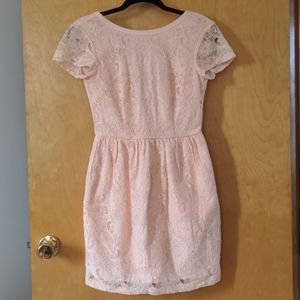 Last day to buy! H&M pink lace dress
